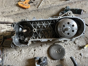 Dezmembrez scuter piaggio neg 50 răcire apa  - imagine 4