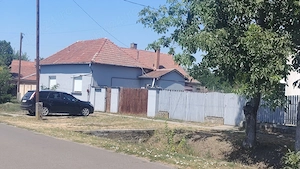 Casa de familie in Batania, la 20 km de Arad - imagine 8