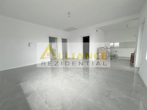 CASA PARTER-3 CAMERE-TEREN 350 MP - imagine 8