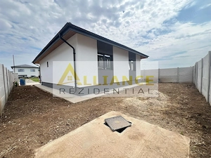 CASA PARTER-3 CAMERE-TEREN 350 MP - imagine 3