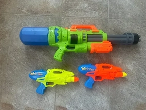 Set pusca pistoale apa 