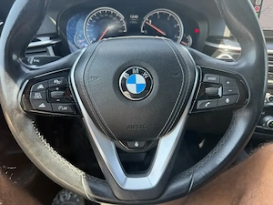 Bmw 520d, 145000km, an 2017, full, piele, trapa, HUD, incalzire, ventilatie, camere 360 - imagine 2