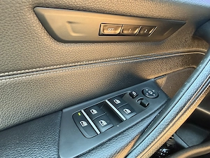Bmw 520d, 145000km, an 2017, full, piele, trapa, HUD, incalzire, ventilatie, camere 360 - imagine 5