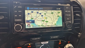Nissan Juke Tekna 1,5 diesel 110 cp Panoramic Navi Led Distronic Lane Assist Full dotari - imagine 10