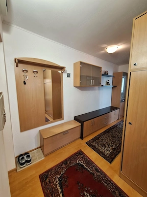 Apartament 2 camere Etaj 2 zona VIP + Parcare - imagine 4