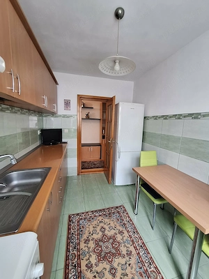 Apartament 2 camere Etaj 2 zona VIP + Parcare - imagine 6