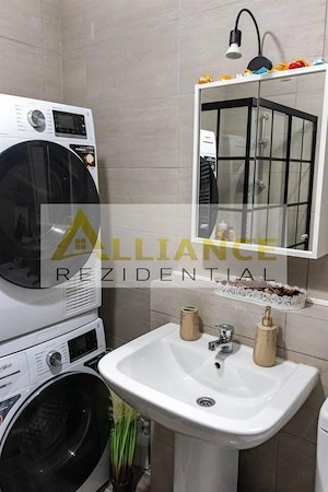 2 CAMERE CARTIER SOLAR - MOBILAT UTILAT - 90.000euro - imagine 8