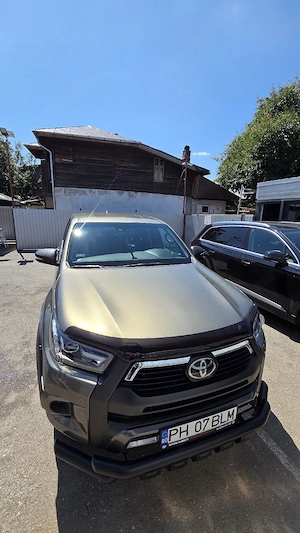 Toyota Hilux Toyota Hilux Double Cab 2.8D Mild Hibrid MHEV AT Invincible - imagine 2