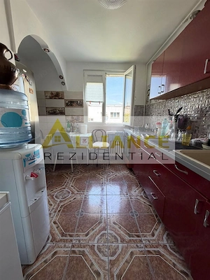 EXCLUSIVITATE - 8 Minute metrou 1 DECEMBRIE -4 camere 2 bai + BOXA - imagine 10