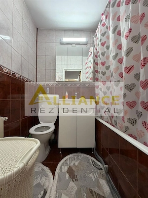 4 camere decomandat | 815 mp | 2 bai | Sector 3 - imagine 12