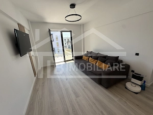 Apartament cu 2 camere, 52mp, parcare, Zona Unirii - imagine 2