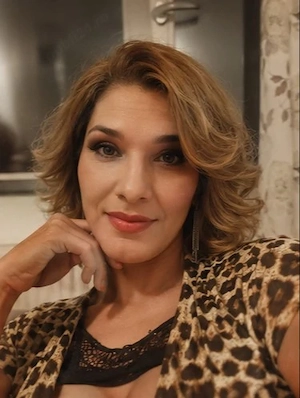 Buna aici cecilia matura 43 de ani 