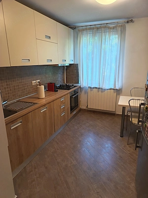 Inchiriere Apartament 3 Camere | Decomandat | Mobilat | Utilat - Metrou Aparatorii Patriei - imagine 5