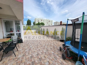 Apartament 3 camere de vanzare - imagine 11