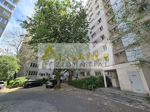 Metrou Titan Sector 3 Apartament 2 camere decomandat 56 mp - imagine 2