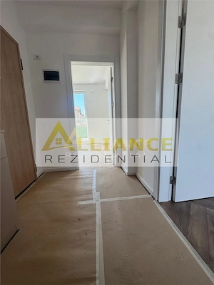 Apartament 2 camere tip Studio + 75 mp curte proprie - imagine 10