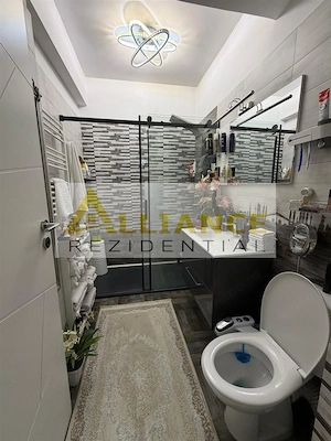 Sector 4 Metrou Aparatorii Patriei Apartament 2 Camere Mobilat si Utilat - imagine 12