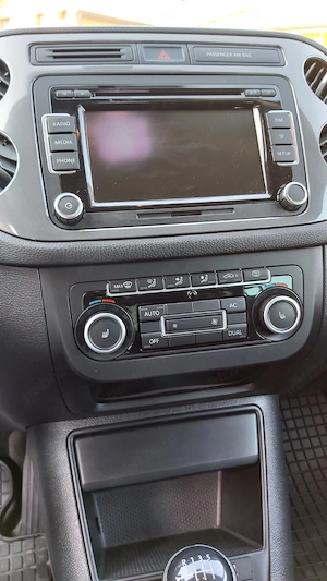 Vând VW Tiguan 1.4TSI an 2012  bezină  - imagine 2