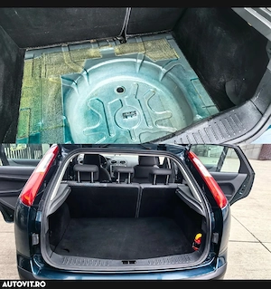 vand ford focus mk 2 din 2008 - imagine 3
