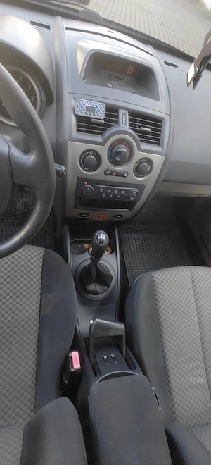 Se vine renault megane 2  2005 - imagine 5
