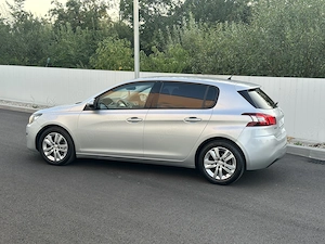 Peugeot 308*unic proprietar Ro*1.6 diesel*af.2017 luna 02*contract+fiscal pe loc ! - imagine 7