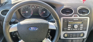 Ford Focus 1.6 Benzina - imagine 5