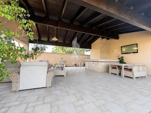 Casa individuala 6 camere, piscina, zona Aradului - imagine 3