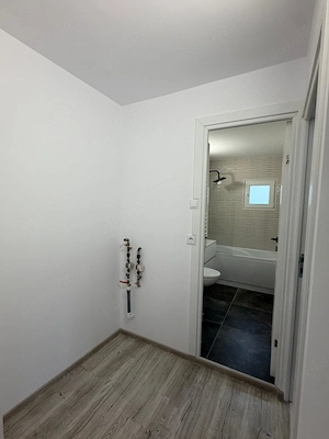 Apartament cu 2 dormintoare și living cu bucătărie open space - imagine 2