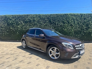 Mercedes-Benz GLA 220d 4 Matic Automat 7 trepte - imagine 3