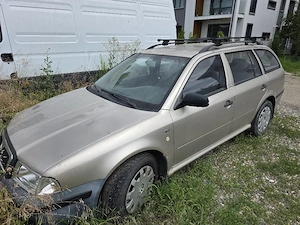 Skoda Octavia Combi 2004 ambreiaj defect  - imagine 2