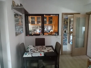 Proprietar inchiriez apt. 4 camere in vila- Rosu, Chiajna - imagine 4