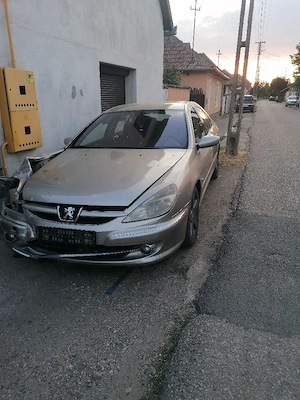 Dezmembrez peugeot 607