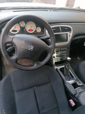 Dezmembrez peugeot 607 - imagine 2
