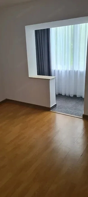 Apartament 3 camere, decomandat, 60 mp, Bailesti, Centru - imagine 3
