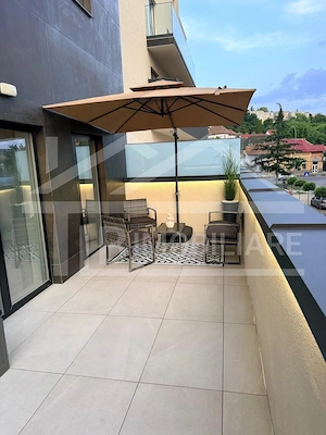 Apartament cu 2 camere, 52mp, terasa 20mp, parcare, lux, Zona Vivat Residence - imagine 11