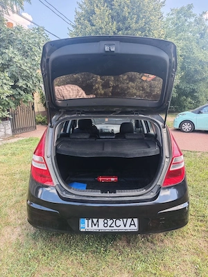  Hyundai i30 1.6 Benzină (122 CP) - An 2  km reali - Foarte îngrijită! - imagine 5