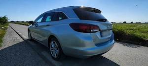  Opel Astra K Sport Tourer Dynamic 1.4 Turbo Automată | Decembrie 2016 | 78.000 km reali  - imagine 6