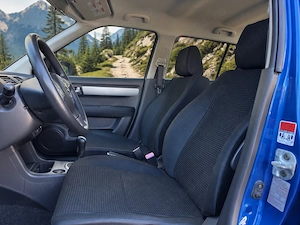 Suzuki Swift 1.3 benzina cu navigatie - imagine 5