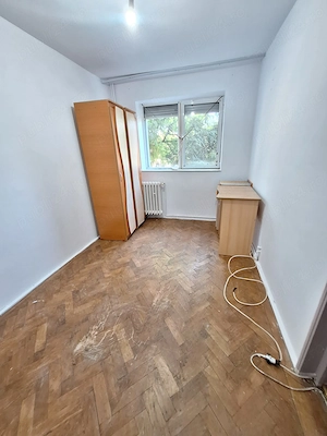 Vanzare apartament 3 camere str Razboieni - imagine 5