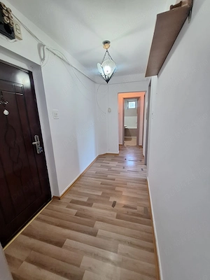 Vanzare apartament 3 camere str Razboieni - imagine 6