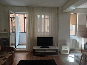 Garsoniera de închiriat 