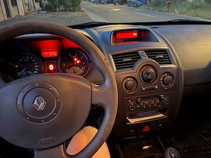 Renault Megane 2 1.4 mpi 110mii km Unic Proprietar AC Fiscal stare buna - imagine 5