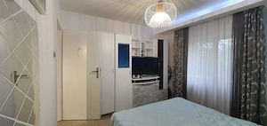 Apartament de inchiriat -  Etaj 1 - 2 dormitoare + living - Liceul Pedagogic - Sistem dual încălzire - imagine 2