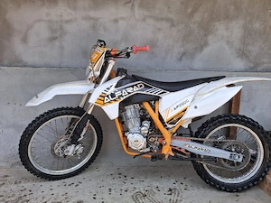 Cross 250cc - imagine 1