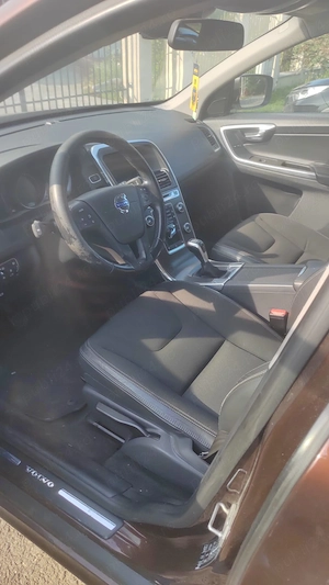 Volvo XC60 Volvo XC60   - imagine 3
