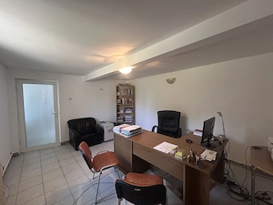 Spatiu Comercial 2 camere central de inchiriat - imagine 3