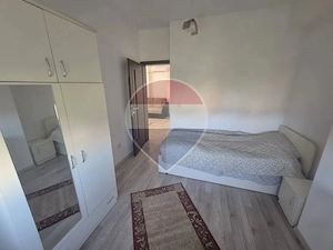 Apartament 3 camere | Semidecomandat | Centru | 500 €/lună - imagine 2
