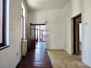 Spatiu comercial spre inchiriere in zona ultracentrala - imagine 4