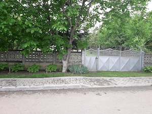 Vând grădină în Tg.Frumos