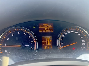 Toyota Avensis t27 1.6 - imagine 7